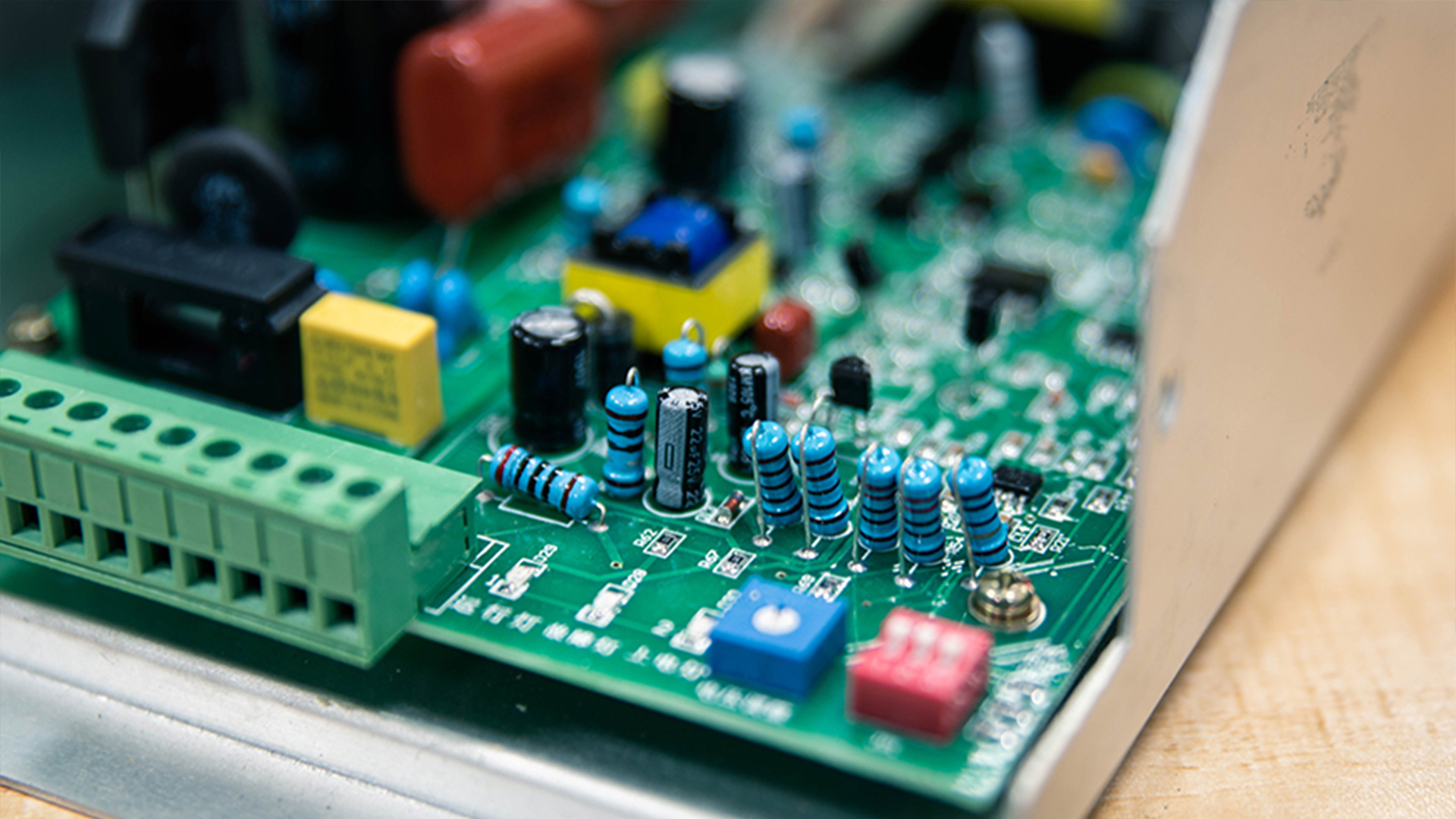 油煙凈化器安裝需要加上漏電開關(guān)嗎